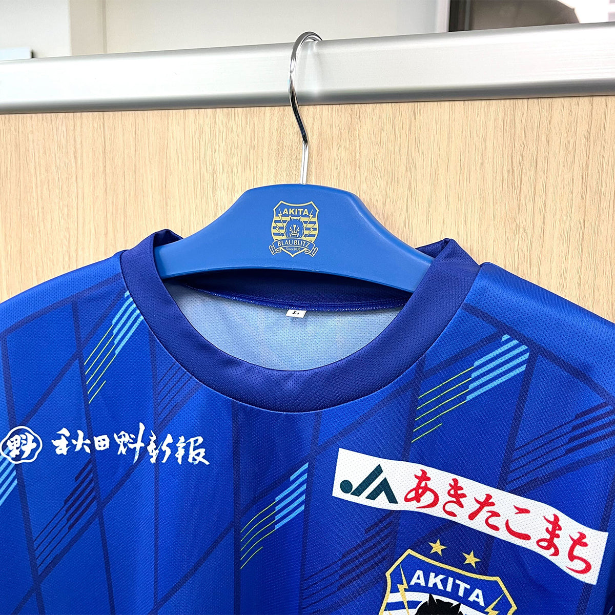 オリジナルハンガー – BLAUBLITZ AKITA ONLINE STORE