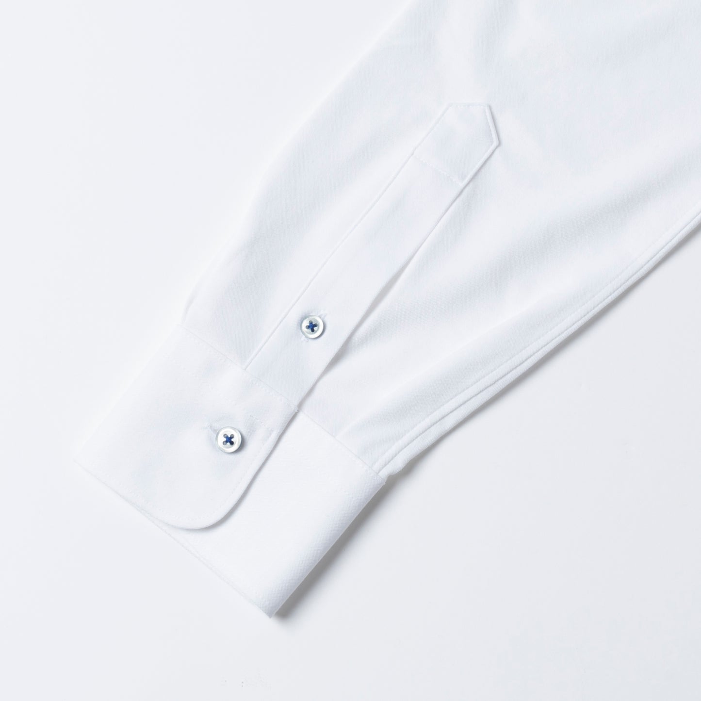 WWS×ブラウブリッツ秋田 オフィシャルワイシャツ